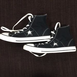 Men’s Black high top converse one star